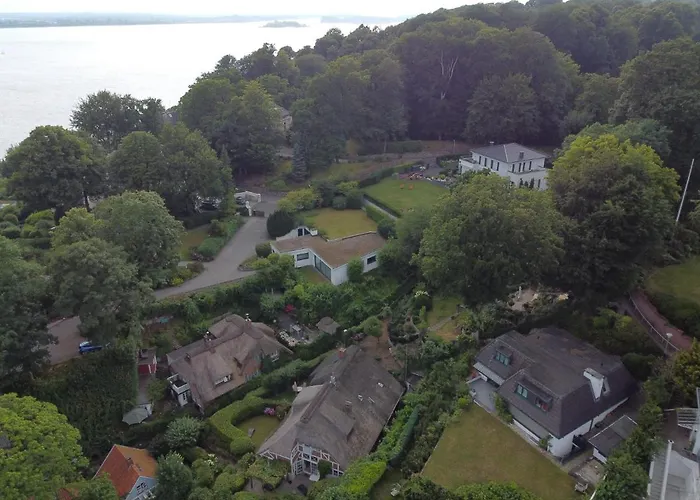 Fischerhaus Am Blankeneser Elbhang